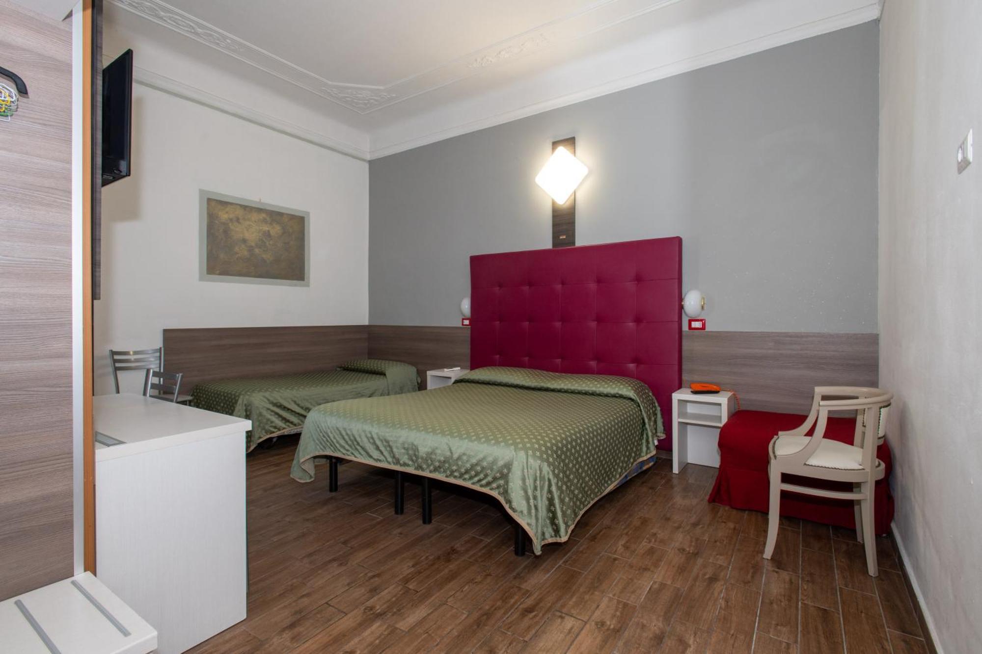 Hotel Piola 2*