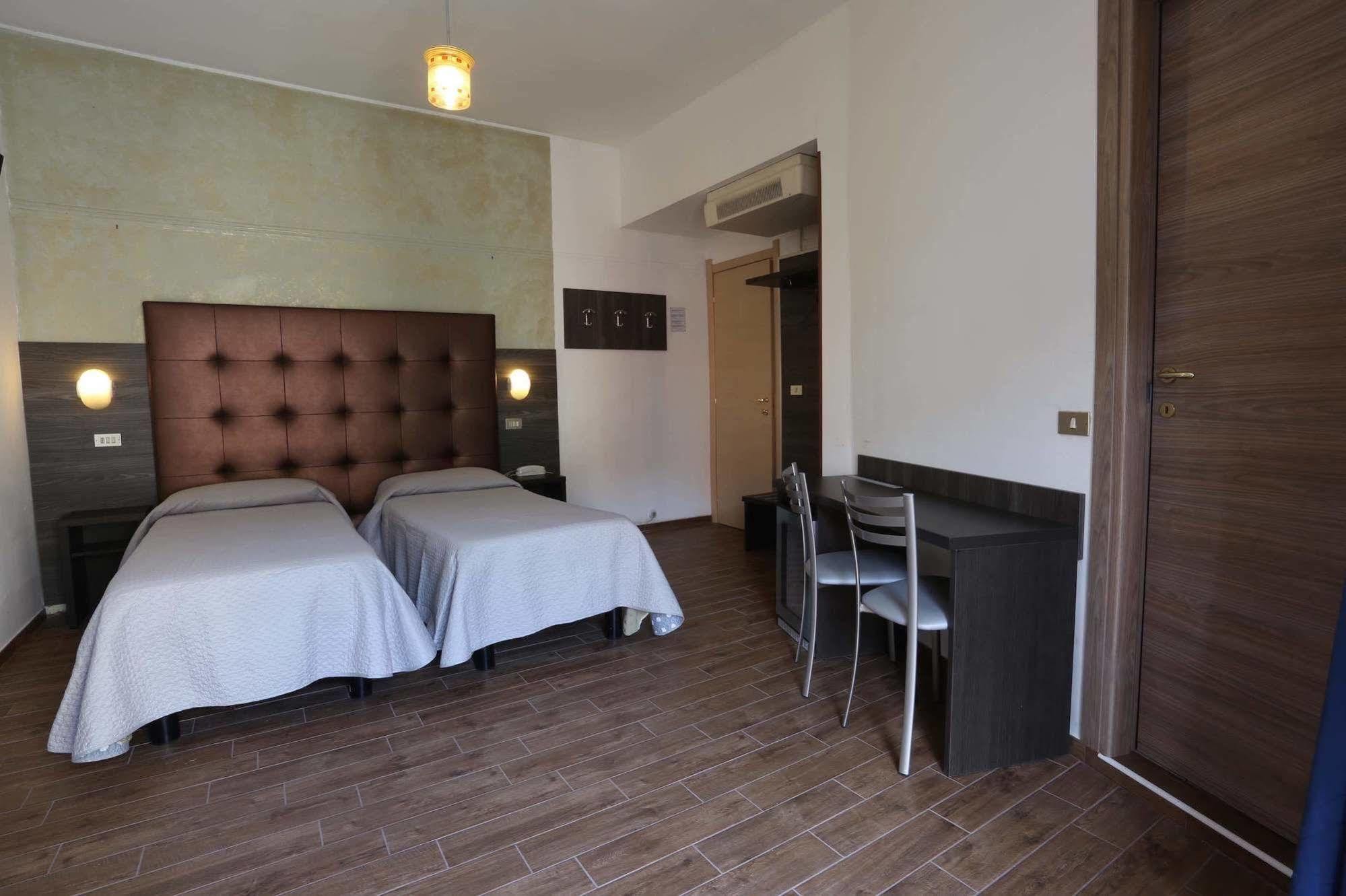 Hotel Piola